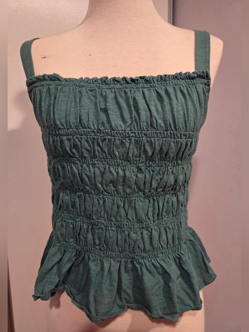 Two (2) Smocked Peplum Tank Tops  Green And Pink Sz XL Universal Thread